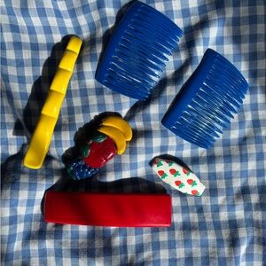 Vintage french hair clip set